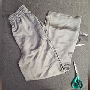 Skims Sporty Satin Straight Leg Pant, size XS